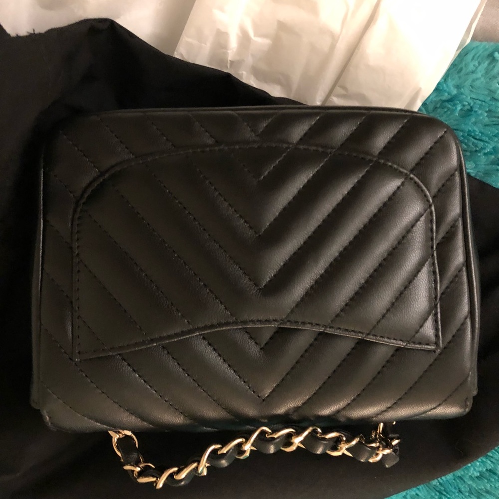 Chanel square mini lambskin light gold hardware - Picture 3 of 6